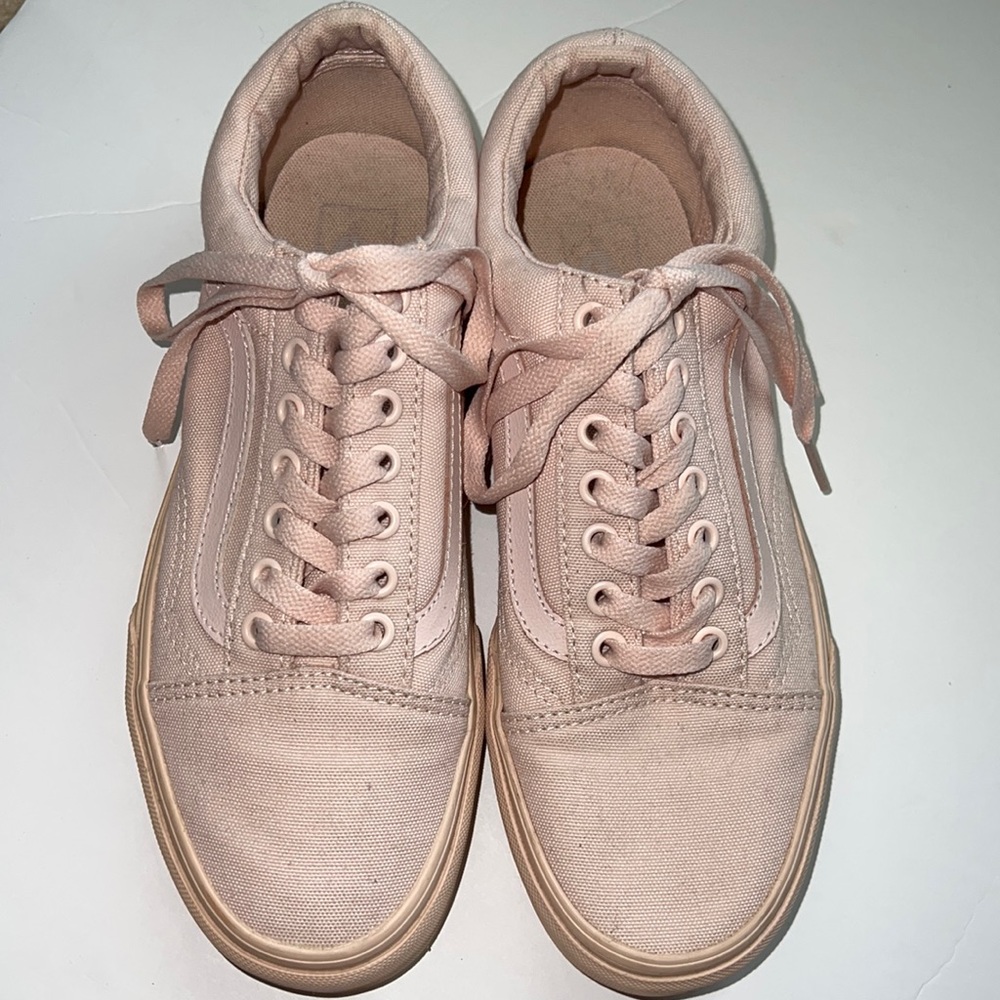 Van Size 8.5 Good Used Condition Tanish pink color